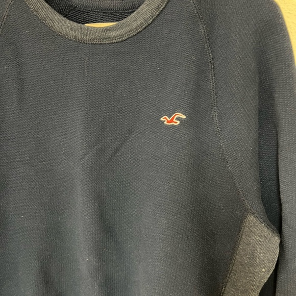 Hollister Men's Navy Blue Sweater size small - Picture 2 of 6
